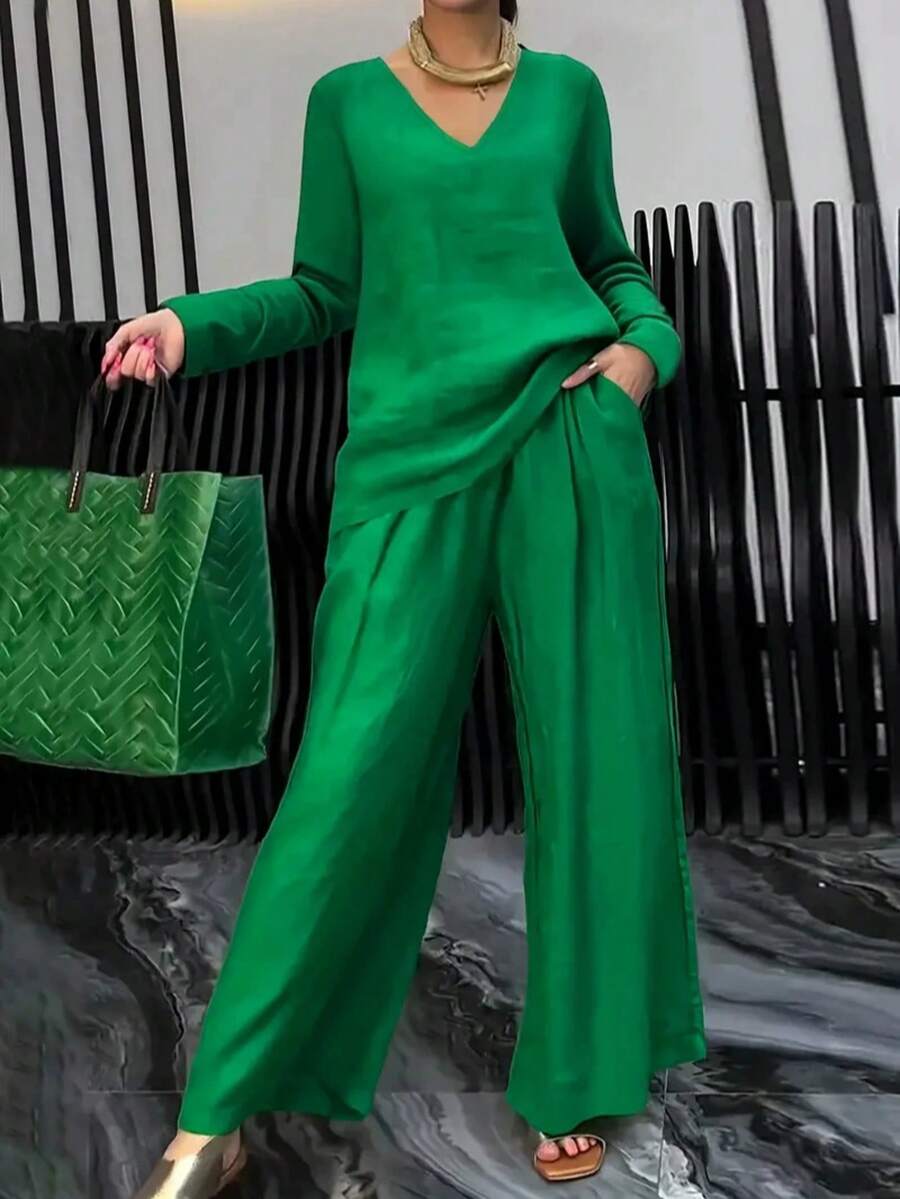 Conjunto feminino elegante de blusa de manga comprida com decote em V e calça pantalona, 2 peças, confeccionado em tecido macio e confortável, ideal para uso diário, fins de semana, trabalho, viagens e férias!