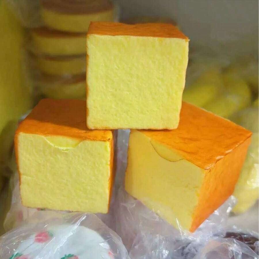 最新款柔软Q弹逼真厚吐司面包块，慢回弹挤压玩具，缓解压力 - 生日礼物、圣诞礼物、派对礼物、最佳礼物、复活节礼物