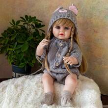 22英寸（约55厘米）逼真重生娃娃，全身乙烯基材质，时尚灰色连帽衫，沐浴玩耍伴侣，生日礼物（包含奶瓶、安抚奶嘴、尿布、出生证明） - 灰色 - 查看 3