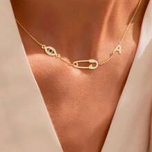 1件新款时尚经典字母眼形胸针吊坠金色不锈钢链项链女士款 - 金黃色 - 查看 1