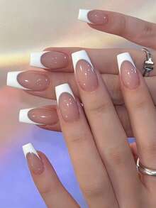 24片中号方形美甲贴片，提升您的时尚感！简约裸粉色底色，云白色宽边设计，经典清新白色条纹图案，全覆盖式假指甲，适合女性和女孩。内含1张贴纸和1条迷你果冻胶条。随机发货。 - 白色 - 查看 1