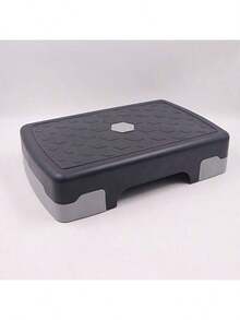 这款瑜伽踏步机采用流畅的双向踏步机制，模拟爬楼梯运动，有效锻炼核心肌群、腿部和臀部肌肉。低冲击设计可减轻关节压力，是进行有氧运动、耐力训练和主动恢复的理想之选，适合所有健身水平的人群。配备防滑纹理踏板和宽大的踏板。