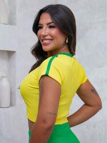 Baby Look Blouse Brazil Embroidered Stars Ribbed World Cup 2026 Vibe Contrasting Waist Beach Vacation - 黃色 - 查看 2