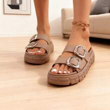 New Solid Color EVA Thick Sole Elevated One-Piece Stable Indoor Home Soft Comfortable Sandals For Women, Adjustable Double Strap Suitable For Students, Outdoor Travel, Beach, Shopping, Hiking, Shock-Absorbing Slippers,Must-Have Outfits For Valentine's Day - 卡其色 - 查看 5
