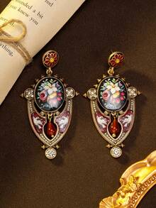 A Pair Of Vintage Pigeon And Flower Pattern Hollow Geometric Shape Earrings With A Retro Palace Style, Suitable For Women's Daily Banquets, Perfect Gifts For Girlfriends And Mothers - Red - View 4
