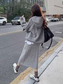 女士宽松连帽衫毛衣套装，带牛角扣