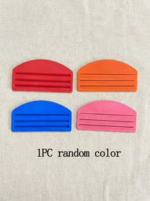 PETSIN 这款实用猫粮挤压器套装包含1个或2个猫粮挤压器，可高效挤出包装袋中的猫粮，最大限度地提取剩余猫粮，避免浪费。对于注重清洁和操作便捷的猫主人来说，这款挤压器非常实用。它尤其适用于猫粮包装袋，易于清洁，始终保持卫生。此外，无需任何辅助工具即可轻松快速地进行打印。