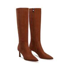 GOTHICTOR Women's Brown Knee High Boots Kitten Heel Stiletto Pointed Toe Faux Suede Long Boots Side Zipper Chic Low Heel Tall Boots - 棕色 - 查看 1