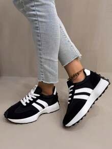 Women's Casual Sneakers, 2026 Spring/Autumn New Shoes Thick Sole Casual Lace-Up Shoes - Black - View 5