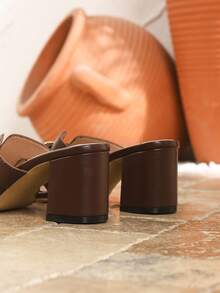 Fashionable & Versatile Women's High Heel Sandals, New Spring/Summer Buckle Square Toe Chunky Heel Slippers, Outdoor Comfortable Casual Shoes For Party, Vacation, Commuting, Brown - Brown - View 9