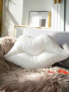 嘴唇造型抱枕，仿兔毛材质，柔软可爱，情人节必备。这款嘴唇造型装饰抱枕非常适合装饰情人节沙发、卧室、客厅等家居空间，是送给爱人的情人节礼物。也可用作椅子垫、座椅垫、游戏椅垫、办公椅垫、汽车座椅垫等。 - 玫紅色 - 查看 10