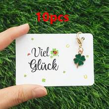 幸运四叶草钥匙扣，附赠“Geschunken Ist Glueck”（送礼即好运）幸运卡——吉祥护身符，适合圣帕特里克节、生日、考试、婚礼、毕业典礼等场合——传递好运祝福的积极礼物 - 彩色 - 查看 8