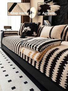 1件柔软绒面沙发套，简约纯色3D设计，宠物友好，防污防刮，适合所有季节，包括圣诞节和新年，可机洗，适用于1/2/3/4人沙发 - 黑色 - 查看 1