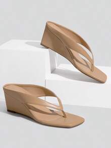 Athlefit Women's Low Wedge Sandals  Dressy Square Open Toe Summer Beach Flip Flops Thong Heeled Sandals - 譚 - 查看 6