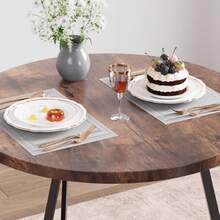 Juego de Comedor de 3 Piezas para 2 Personas – Mesa con Tapa de Imitación Madera y 2 Sillas, Estructura Metálica, Ideal para Espacios Pequeños y Departamentos - Marrón - Ver 8