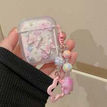 1个3D渐变蝴蝶耳机保护套，带闪光星星吊坠链 - 半透明粉色外壳，饰有3D渐变蝴蝶和闪亮星星吊坠链，提供全方位边缘保护，兼容所有苹果机型，既实用又梦幻，是女孩们的最爱。 - 彩色 - 查看 2