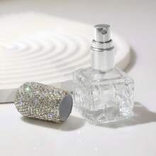 精美水晶装饰香水喷雾瓶 - 可重复灌装，优雅女士礼物，便携式时尚香水喷雾，适用于香水、精油和奢华礼品，时尚化妆配件 | 镶钻 | 优雅女士的最佳旅行礼物 - 白色 - 查看 4