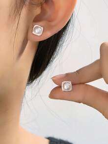 1 Pair Square Pearl Stud Earrings, Minimalist Unique Design, Versatile Earrings For Women - Silver - View 1