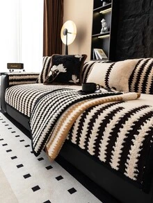 1件柔软绒面沙发套，简约纯色3D设计，宠物友好，防污防刮，适合所有季节，包括圣诞节和新年，可机洗，适用于1/2/3/4人沙发 - 黑色 - 查看 2