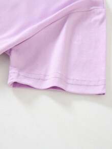 Snoopy Authorization , Tween Girl Clothes,Snoopy Cake POOF Wearing A Birthday Hat! Print T-Shirt, Interesting Design ,100% Breathable 180g Short-Sleeved Top, Machine Washable Casual Style, Suitable For Girls, Casual, Comfortable, Fashionable And For All Seasons, Humorous And Youthful Shirt, A Fashionable T-Shirt For Boys And Girls - 淡紫色 - 查看 5