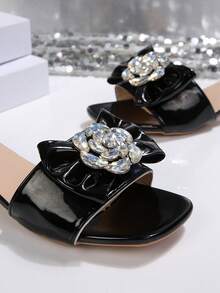 法式方头水钻蝴蝶结粗跟凉鞋，百搭显瘦，夏季新品 - 黑色 - 查看 5