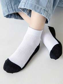 5 pares de calcetines de malla para primavera/verano, calcetines cortos, calcetines deportivos, calcetines para estudiantes, estilo casual, diseño de bloques de color, adecuados para niños y niñas de 1 a 16 años - Blanco y Negro - Ver 3
