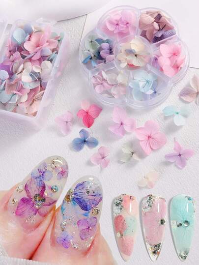 Gradient Hydrangea Petal Dried Flower Nail Art Decor, Realistic 3D Nail Stickers, UV Nail Polish Accessories, Spring/Summer DIY Nail Jewelry, Rhinestones