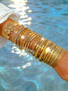 25-1件复古优雅硬币风格时尚金属几何不规则水钻花朵爱心蝴蝶结锤纹多层镂空宽手链套装，适合男女情侣派对结婚周年纪念礼物、日常佩戴 - 彩色 - 查看 10