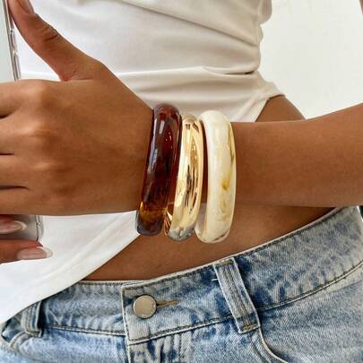 3 piezas de brazaletes acrílicos de resina con textura ámbar vintage, diseño apilable de moda, adecuado para uso diario de mujeres (el color del brazalete de resina puede variar ligeramente por lote)
