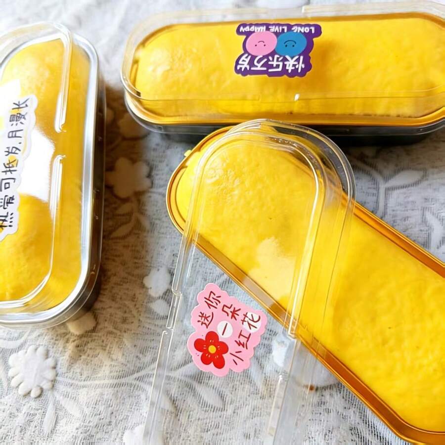 16厘米长奶酪挤压玩具，慢回弹奶油芝士蛋糕挤压玩具，柔软粘手，创意减压小礼物，适合赠送亲朋好友 - 彩色 - 查看 1