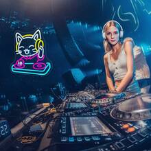 1 Peça Sinal de Néon Multicolorido Divertido dos Anos 80, Luz Decorativa de Parede a LED Alimentada por USB, Perfeita para Decoração de Homens, Bar, Clube, Quarto, Festa, Presente Ideal de Aniversário e Feriado - luz policromática - Visão 8