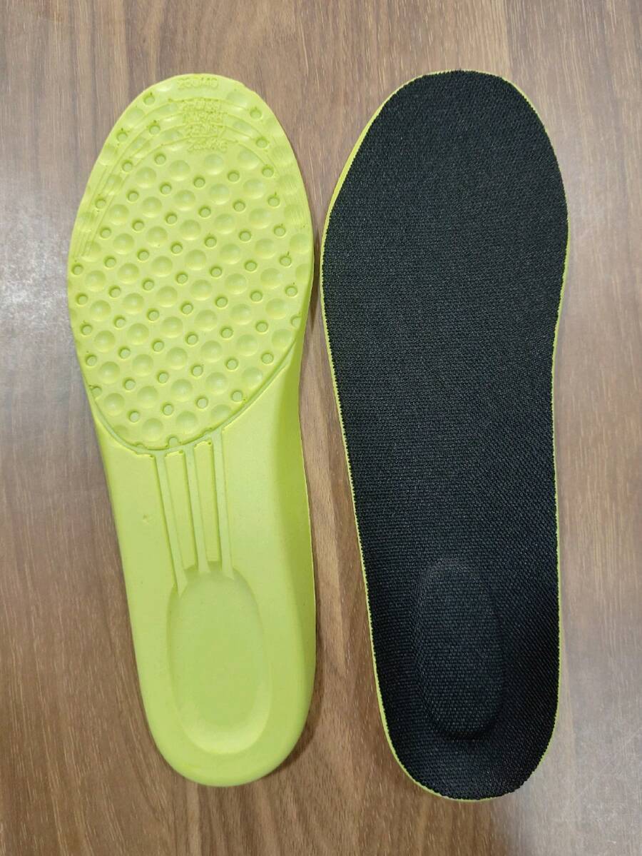 Plantillas de material de PU, adecuadas como regalos para novios, miembros de la familia - Negro con fondo verde - Ver 1