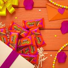 Corazones de chocolate con leche y mantequilla de maní , paquetes de dulces de San Valentín, 1.2 Oz (6 unidades) - ColorA - Ver 6