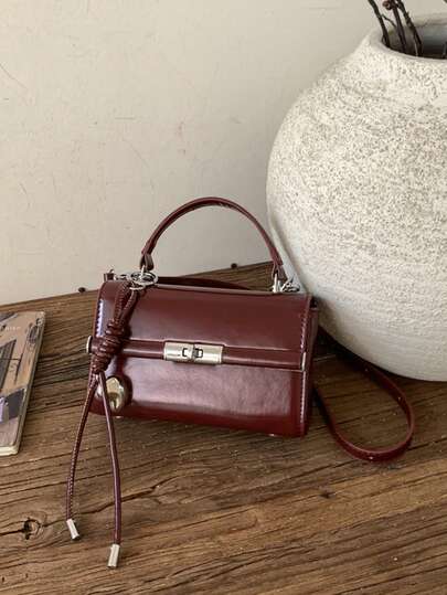 Vintage Winter Oil Wax Leather-Feel Small Square Bag, Lightweight & Versatile Women Shoulder Bag, PU Material