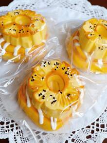 1pc Realistic Pineapple Bun, Soft & Slow Rebound Realistic Pineapple Bun, Food Prop, Realistic Food Model, Soft & Fluffy Realistic Food, Squeezable Prop, Suitable For Home Kitchen Party Decor, Photography Props, Gifts, Birthday & Graduation - Multicolor - View 9