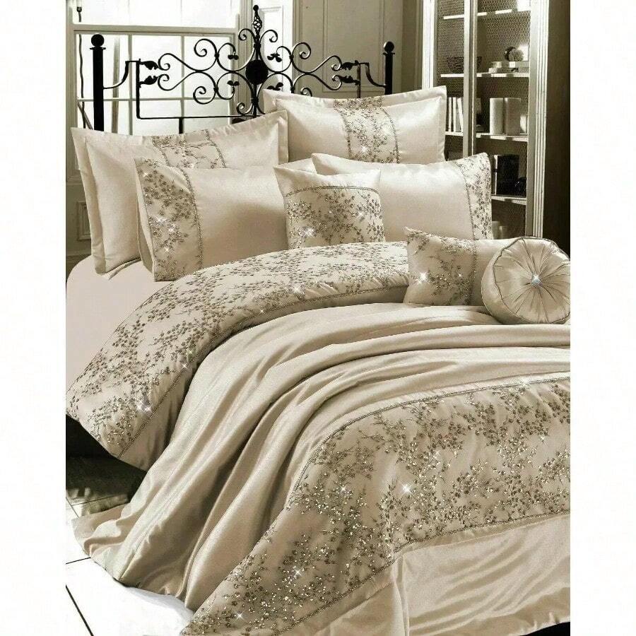 Luxury Embroidery Gigi Design Duvet Cover Set. - Mink - View 1
