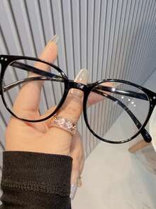 一副女士黑色椭圆形塑料时尚无度数眼镜，美式风格，适合日常办公和校园佩戴，透明镜片，可用于电脑阅读、游戏、看电视、手机等，女士专属。 - 多色 - 查看 2