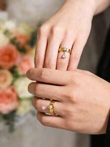 TONSI 时尚、浪漫、精致、奢华、简约的18K镀金不锈钢立方氧化锆水滴戒指，情侣戒指、结婚戒指，适合日常佩戴、通勤、派对，也是送给情侣、朋友、情人节的理想礼物。