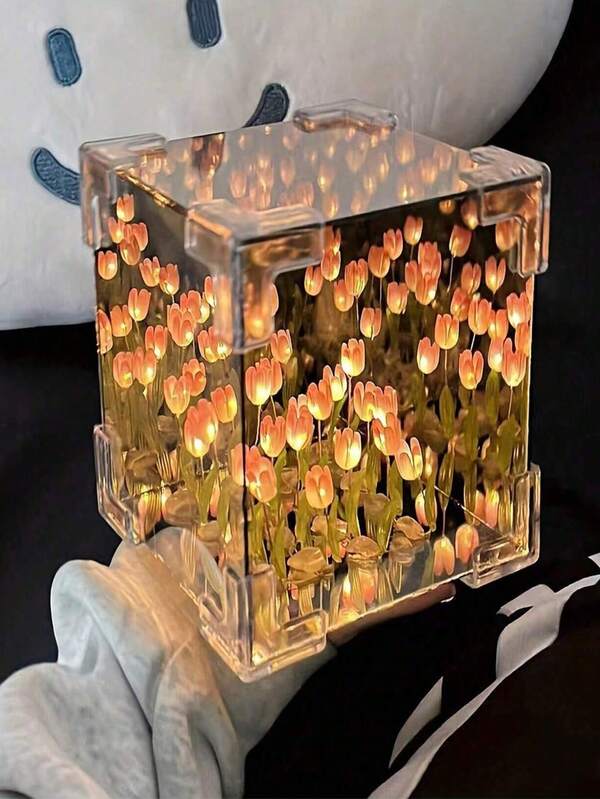 A Beautiful DIY Tulip Lamp, A DIY Self-Assembled Night Light, Valentine's Day Gift, Birthday Gift, Creative Bedroom Decoration, Simulated Flower Night Light, An Ideal Choice For Valentine's Day, Birthday, Christmas And New Year Gifts, With Multiple Colors To Choose From