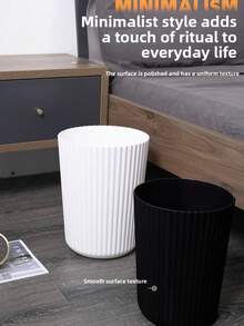 1 thùng rác gia dụng màu đen/trắng, dung tích lớn, phù hợp cho phòng ngủ, phòng tắm, nhà bếp. Có thể dùng làm thùng rác, hộp đựng khăn giấy, thùng chứa rác thải. Cũng thích hợp cho văn phòng, phòng ngủ, nhà bếp, phòng tắm và phòng khách. Thiết kế miệng mở, dung tích lớn, kiểu dáng để bàn. [Kích thước M tương đối nhỏ, phù hợp làm thùng rác để bàn. Nên chọn kích thước lớn hơn.] - Nhiều màu - Xem 7