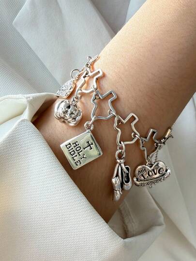 1 st minimalistiska, unika och söta silverfärgade hängen med berlocker, med balettskor, hjärtan, pumpor och fler designer. Dessa gör-det-själv-minihängen ger en lekfull touch till vardagliga modelooker, även lämpliga som presenter till familj och vänner med minnesbetydelse.