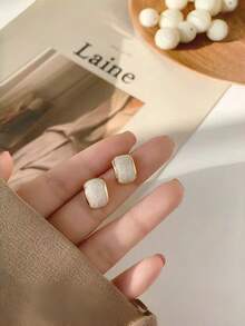 5对时尚几何仿珍珠耳钉，复古简约蝴蝶结花朵耳环套装，适合女性日常及节日佩戴