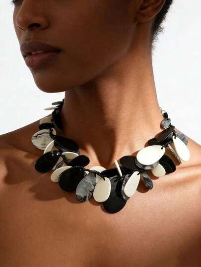 1pc Asymmetrical Teardrop Shaped Fashionable Necklace For Women, Suitable For Travel And Vacation Wear