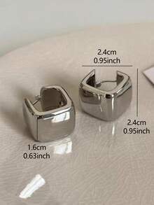 1 Pair Minimalist Luxurious Retro Exaggerated Elegant Geometric Square High-End Unique Personalized Suitable For Casual Gatherings, Daily Wear, Sweet & Cool Style Women Copper Hoop Earrings - Silver - View 4