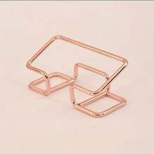 1个桌面名片架，简约卡片收纳架，金属名片架，优雅创意名片夹，金色、玫瑰金、黑色可选，适用于手机支架、卡片支架、照片、邀请函、扑克牌、访客卡、身份证、名片等，适用于办公室、家庭、学校、桌面装饰、卡片展示盒、办公及学习用品、返校季、办公配件、家居收纳 - 多色 - 查看 8