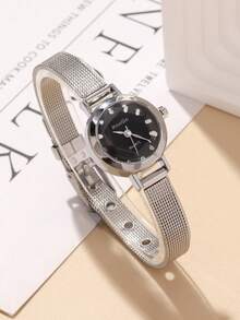 1pc Fashionable And Creative Versatile Small Personalized Women's Quartz Watch, Round Simple Dial, Alloy Strap, Sisters Lovers' Watch, Suitable For Daily Wear And Holiday Gifts - Gold - View 21