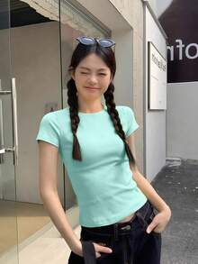 薄荷绿常规肩部短袖T恤，女士夏季款，圆领，修身剪裁，时尚美式风格，百搭性感休闲上衣 - 薄荷綠 - 查看 2