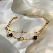 1条双层四叶草手链，黑白配色，优雅奢华，适合日常佩戴和派对场合，精美礼品