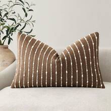 1 chiếc vỏ gối trang trí bằng vải jacquard màu nâu cà phê (không kèm ruột gối), chất liệu nhung mềm mại, hiện đại, họa tiết sọc, thích hợp cho ghế sofa, phòng ngủ, phòng khách, phòng trưng bày, trang trí nhà cửa, sử dụng được quanh năm. - Cà phê nâu - Xem 11