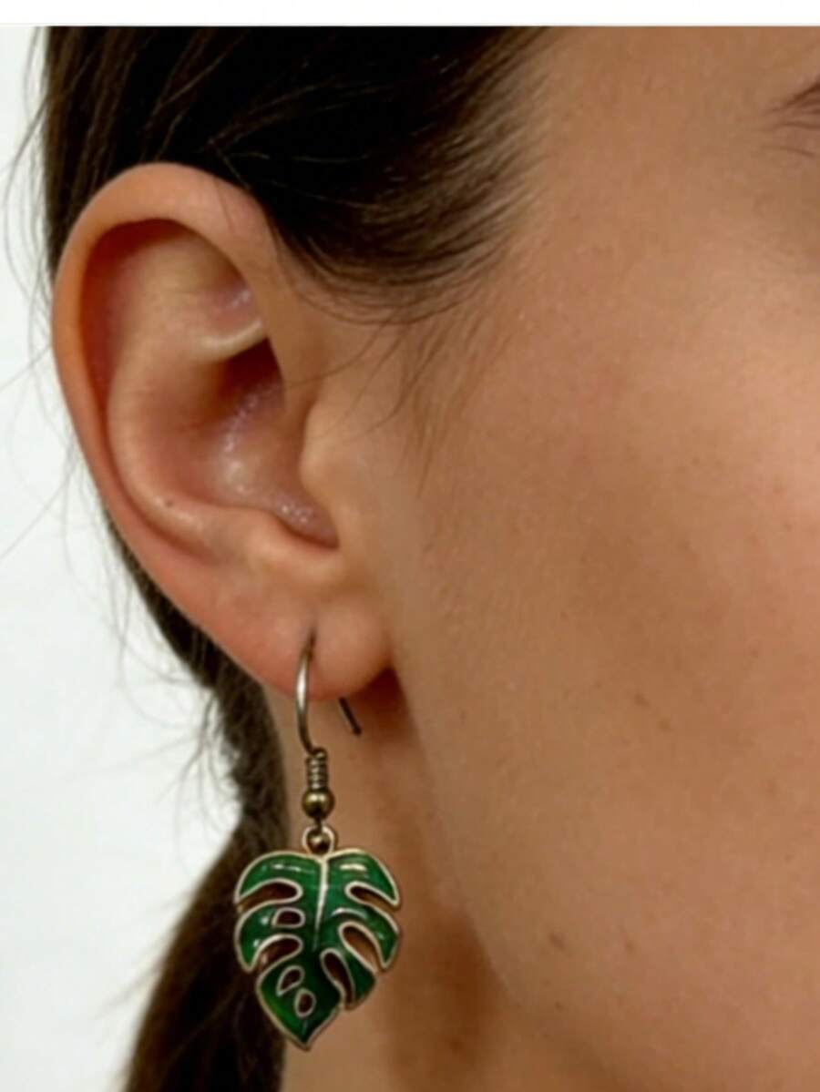 3pcs/Pack Luxury Sophisticated Ocean Themed Dopamine Sunflower & Fish Print Floral Earrings, European & American Cross-Border Holiday Style - Green - View 1